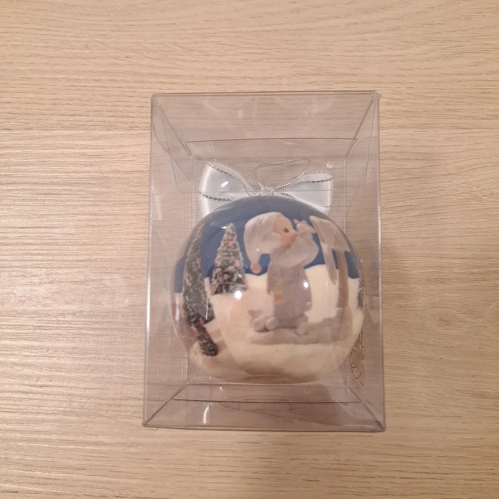 NEW The Enesco Precious Moments Collection Round Ornament 1992 Samuel J. Butcher